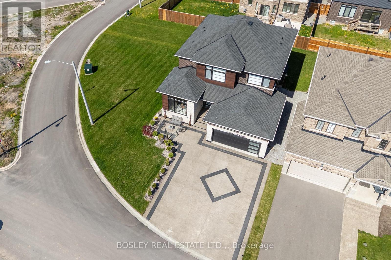 251 Shoreview Drive, Welland, Ontario  L3B 0H3 - Photo 46 - X12756788