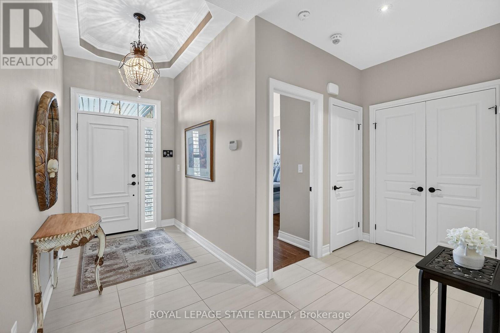 1 Cedar Drive, Niagara-On-The-Lake, Ontario  L0S 1J1 - Photo 11 - X12842640