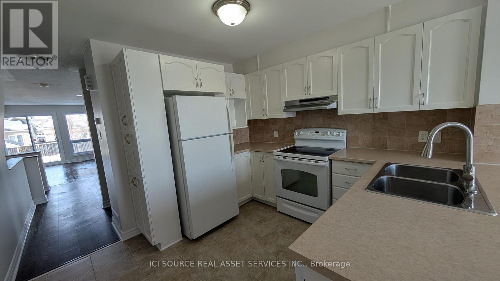 507a Chapman Mills Drive, Ottawa, Ontario  K2J 0M8 - Photo 8 - X12842684