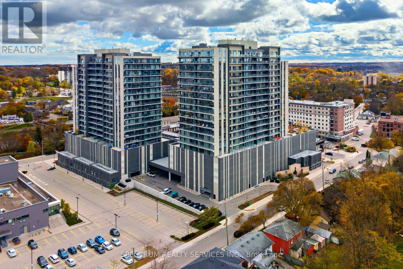 910 - 15 GLEBE STREET, cambridge, Ontario