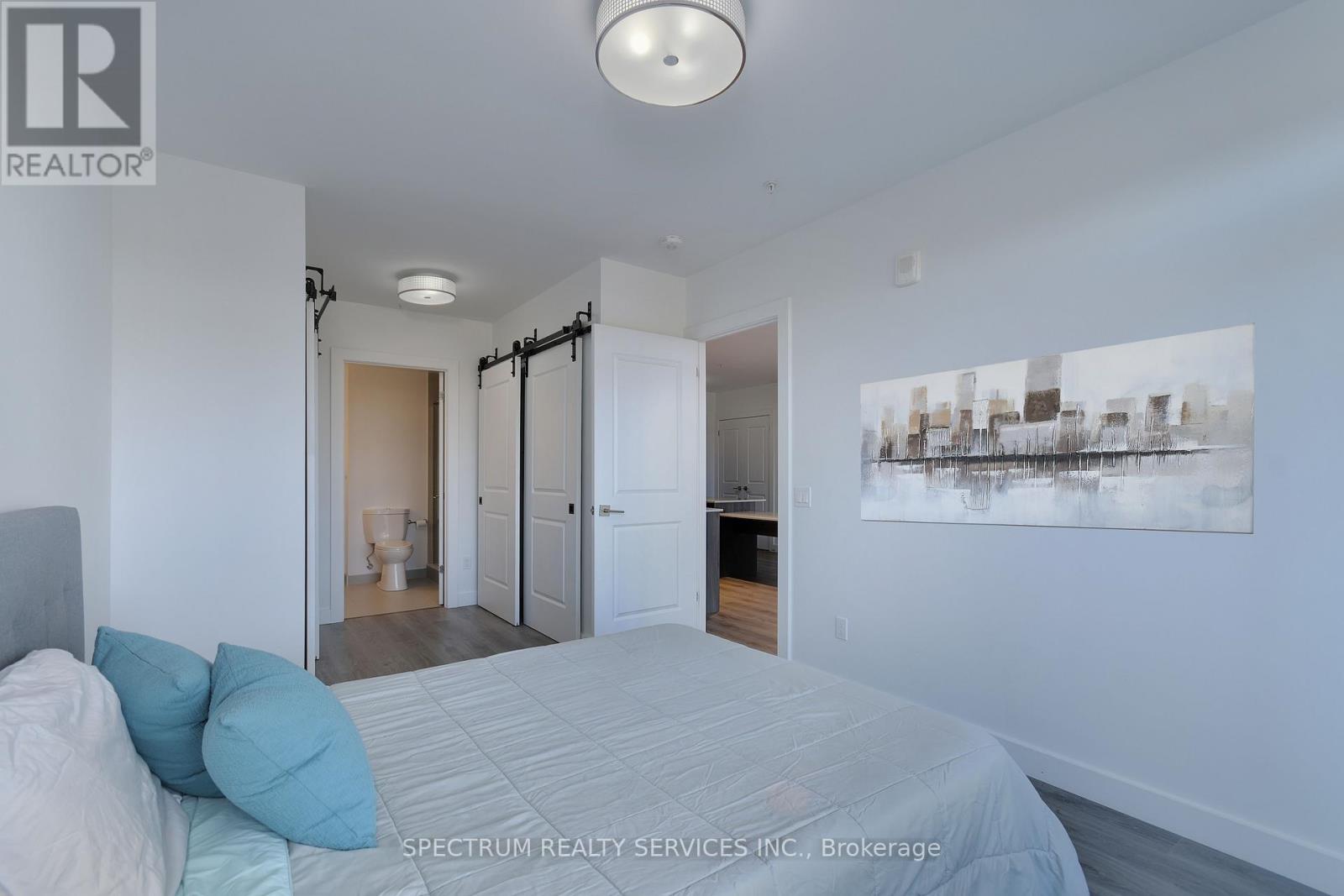 910 - 15 Glebe Street, Cambridge, Ontario  N1S 0C3 - Photo 14 - X12842688