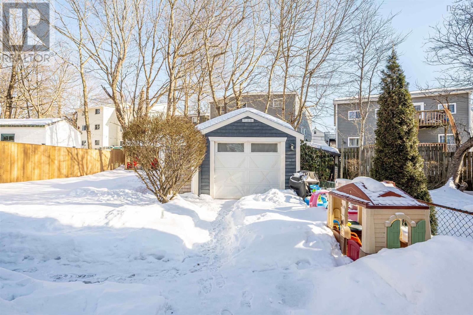 6522 Summit Street, Halifax, Nova Scotia  B3L 1S3 - Photo 35 - 202603765