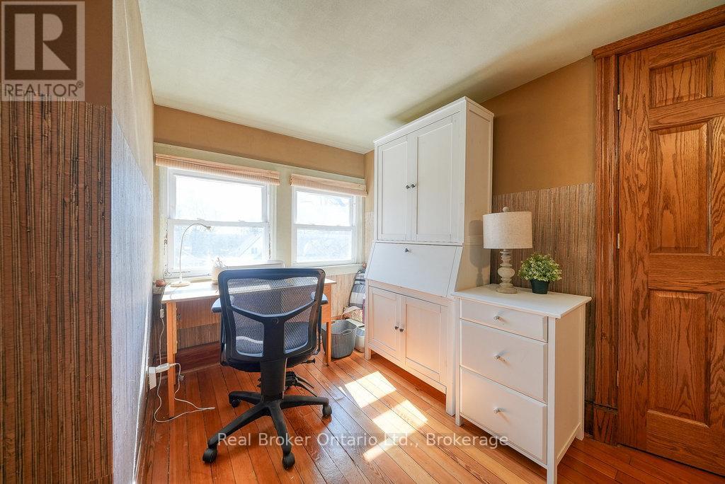 285 Ingersoll Avenue, Woodstock, Ontario  N4S 4W8 - Photo 30 - X12842714