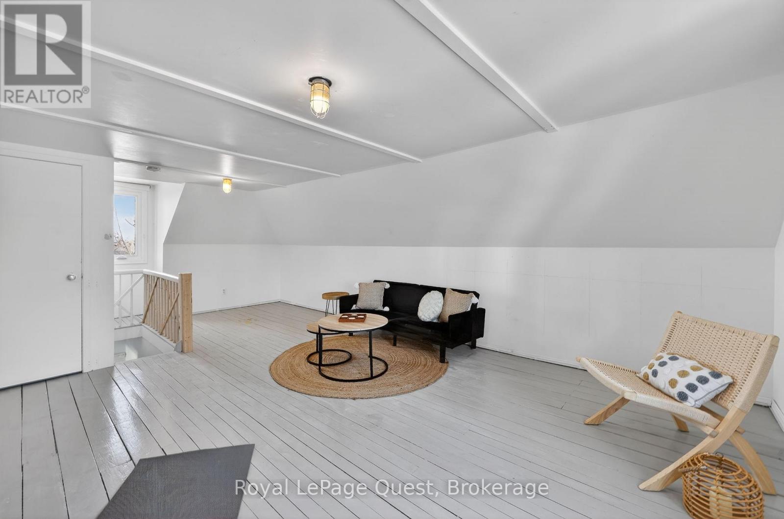 109 Brant Street E, Orillia, Ontario  L3V 1Z3 - Photo 37 - S12842720