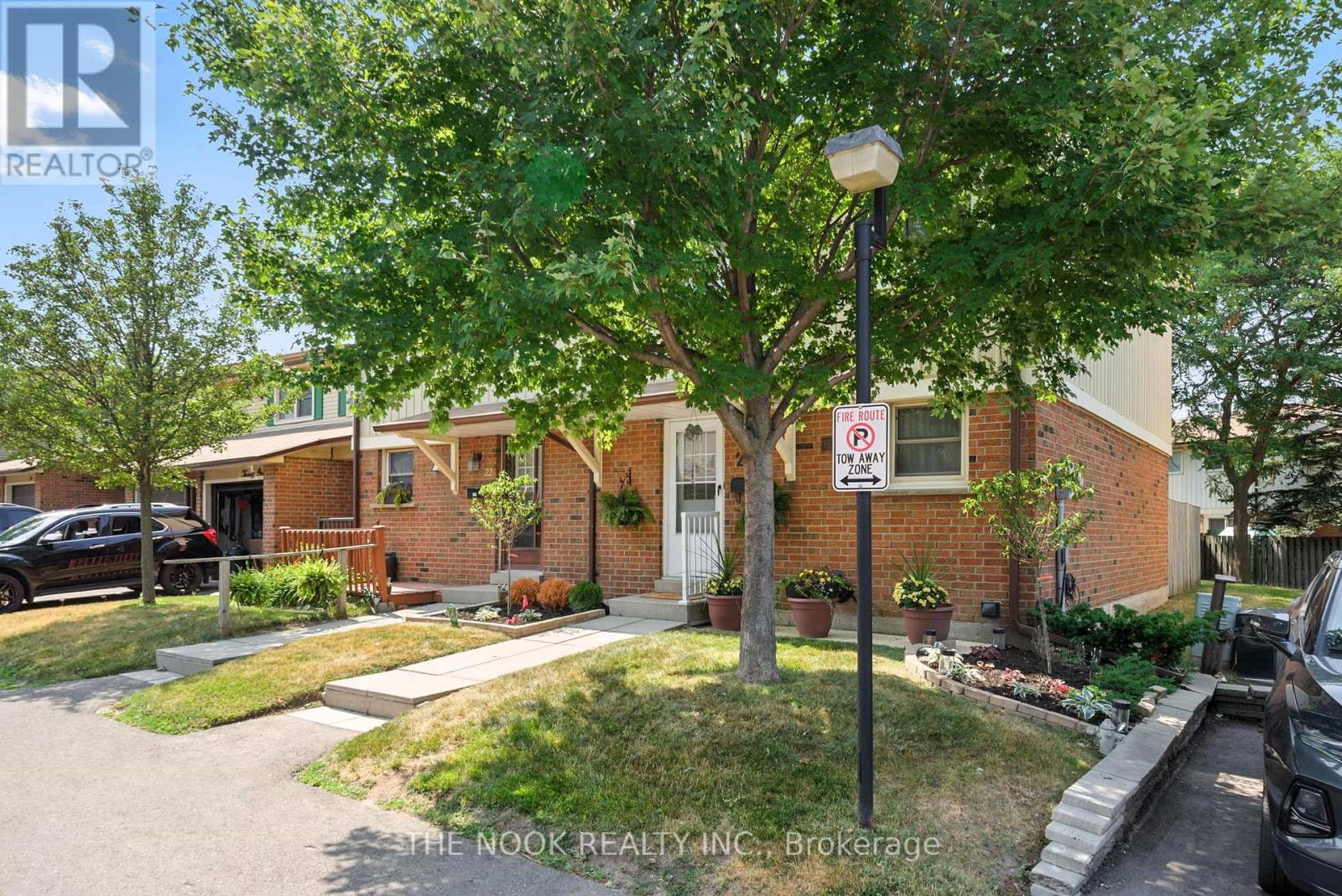 23 - 450 Bristol Crescent, Oshawa, Ontario L1J 6M3 - Photo 3 - E12842754