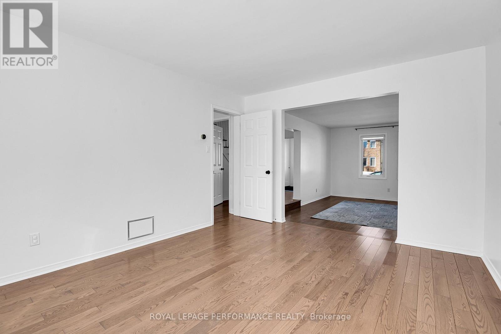 2722 Wyldewood Street, Ottawa, Ontario  K1T 2R9 - Photo 10 - X12842734