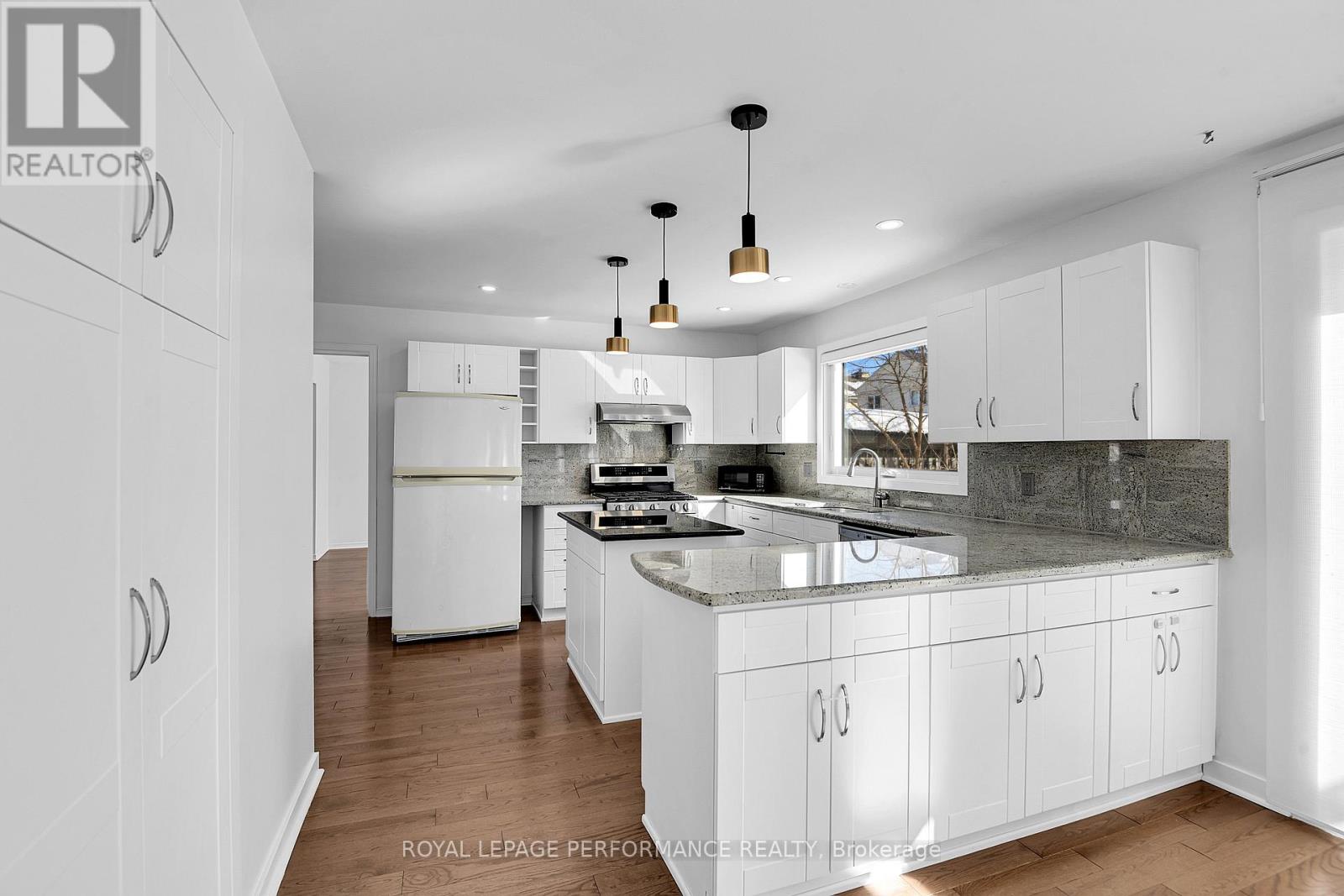 2722 Wyldewood Street, Ottawa, Ontario  K1T 2R9 - Photo 11 - X12842734