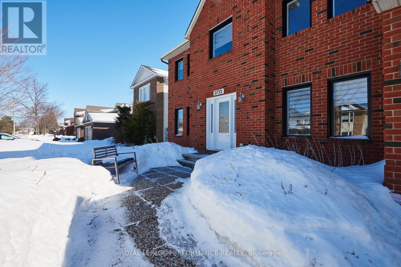 2722 Wyldewood Street, Ottawa, Ontario  K1T 2R9 - Photo 2 - X12842734