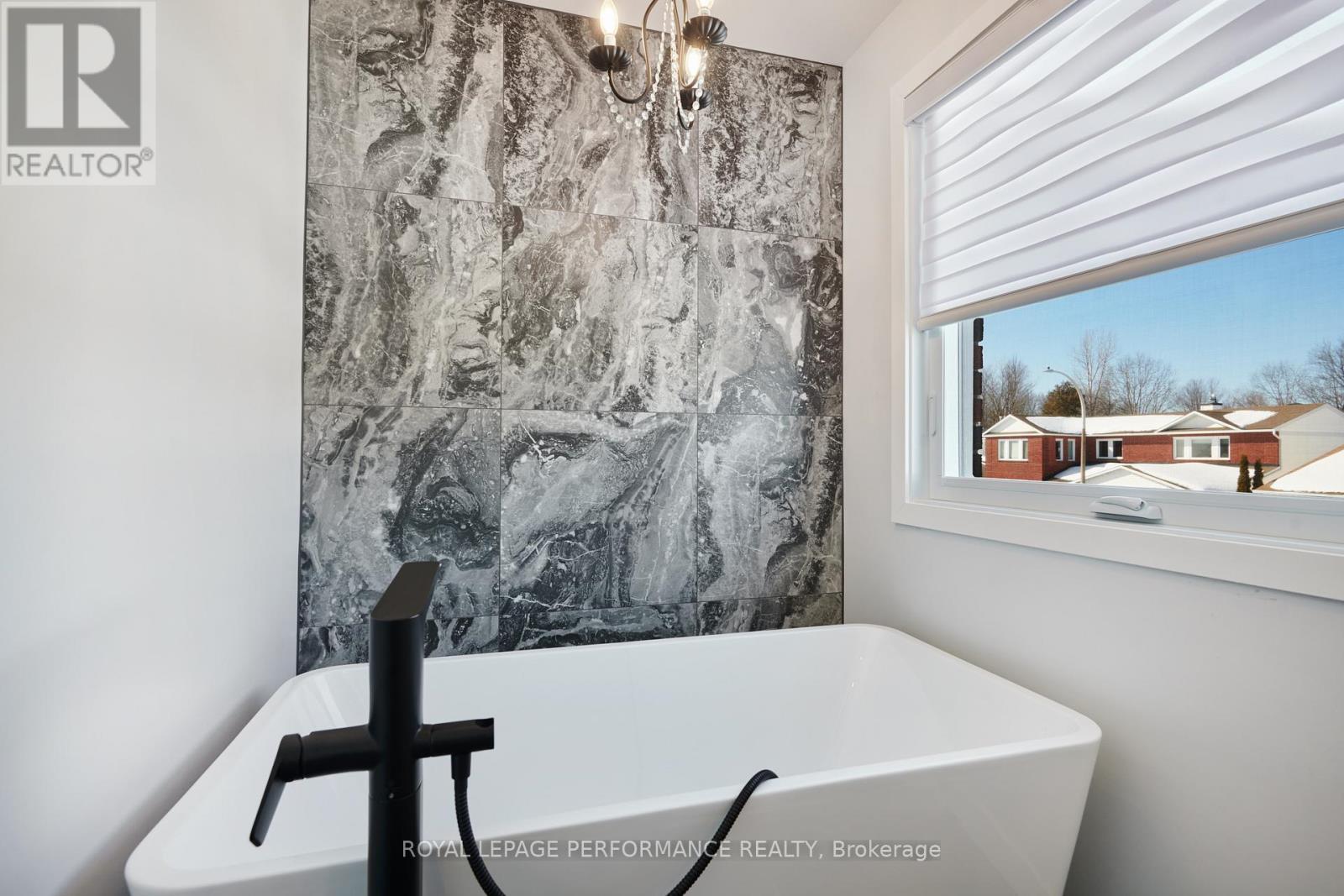 2722 Wyldewood Street, Ottawa, Ontario  K1T 2R9 - Photo 24 - X12842734