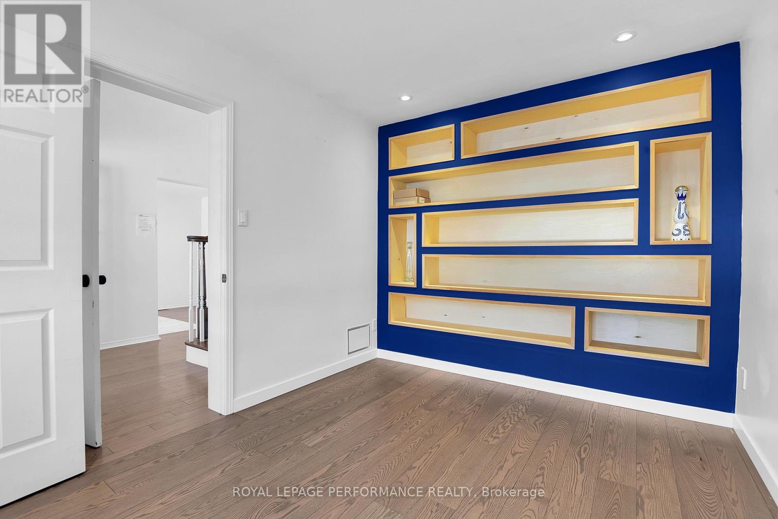 2722 Wyldewood Street, Ottawa, Ontario  K1T 2R9 - Photo 6 - X12842734