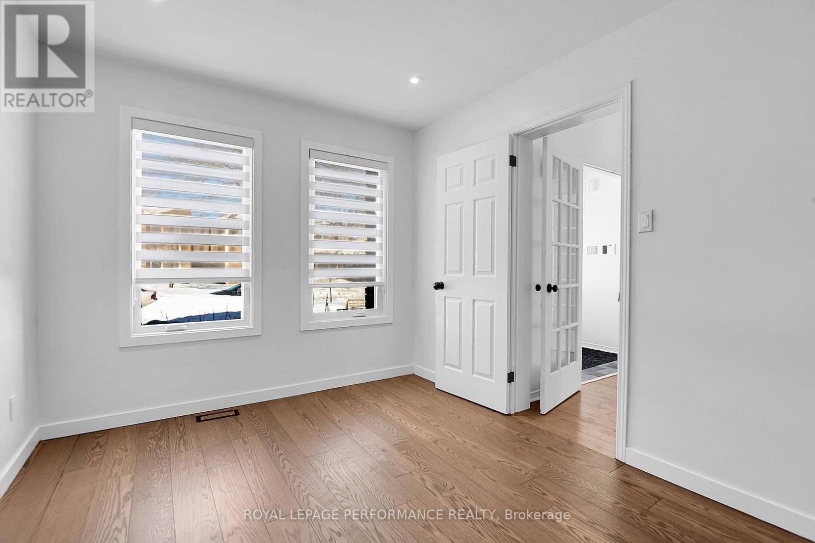 2722 Wyldewood Street, Ottawa, Ontario  K1T 2R9 - Photo 7 - X12842734