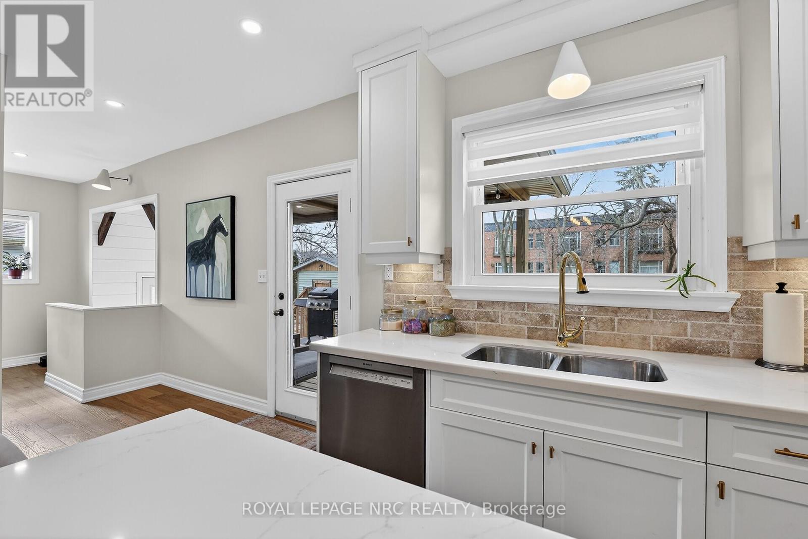 23 Rodman Street E, St. Catharines, Ontario  L2R 5C9 - Photo 12 - X12842724