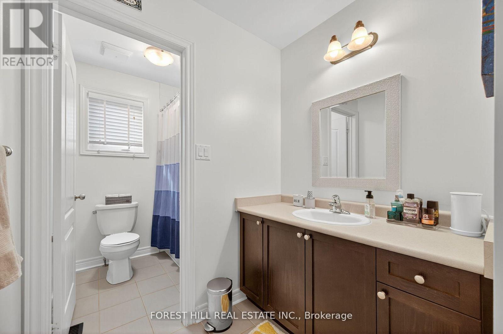 60 Sundragon Trail, Bradford West Gwillimbury, Ontario  L3Z 0H5 - Photo 18 - N12536636