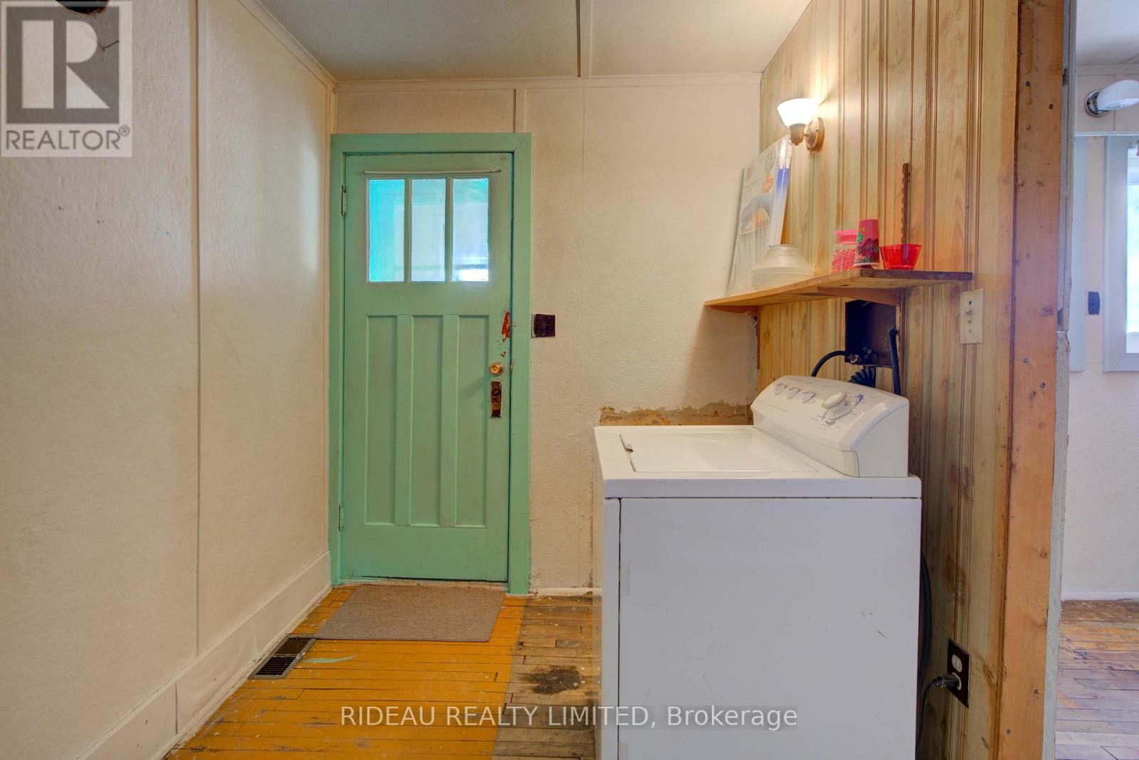 31 Colborne Street, Rideau Lakes, Ontario  K0G 1V0 - Photo 11 - X12842744