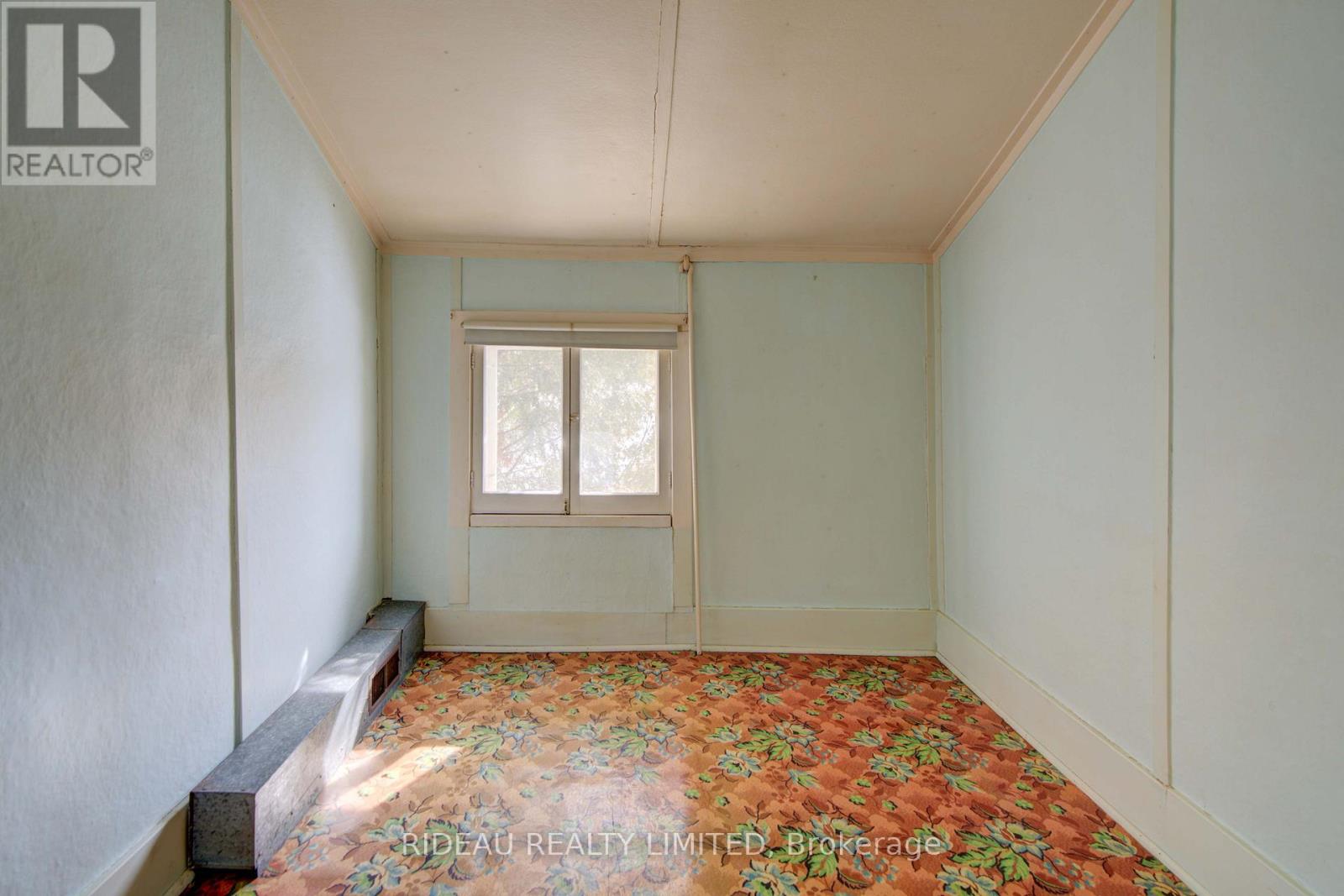 31 Colborne Street, Rideau Lakes, Ontario  K0G 1V0 - Photo 17 - X12842744