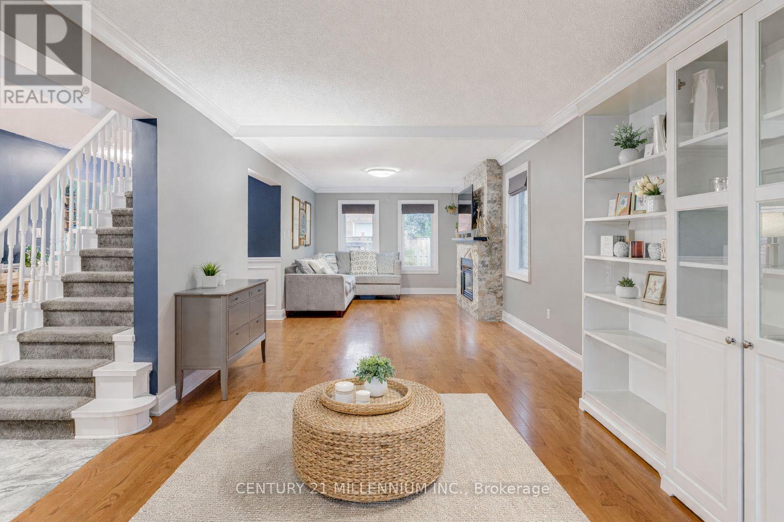 28 Bristol Avenue, Brampton, Ontario  L6X 2B3 - Photo 8 - W12839032