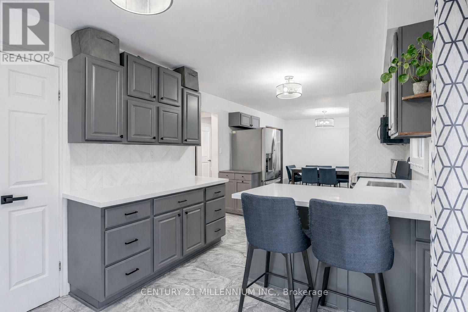 28 Bristol Avenue, Brampton, Ontario  L6X 2B3 - Photo 14 - W12839032