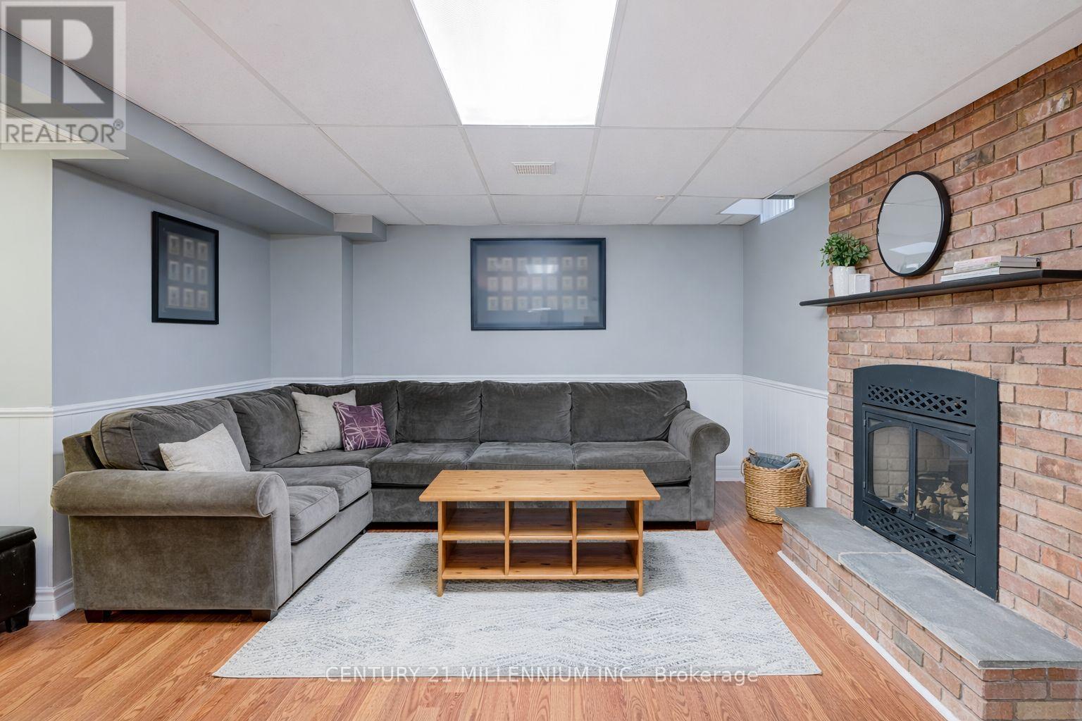 28 Bristol Avenue, Brampton, Ontario  L6X 2B3 - Photo 27 - W12839032