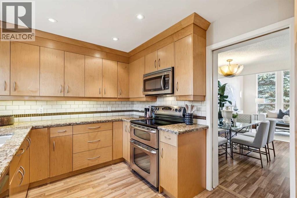 3335 Oakwood Drive Sw, Calgary, Alberta  T2V 4V6 - Photo 10 - A2277744