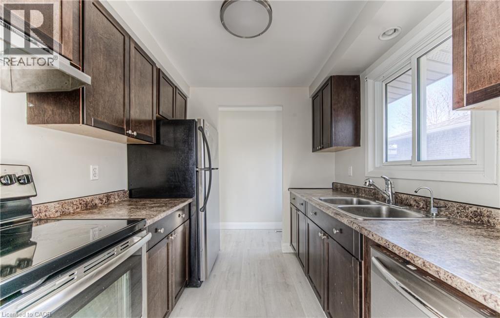 511 Strasburg Road Unit# 1, Kitchener, Ontario  N2E 1P1 - Photo 3 - 40809068