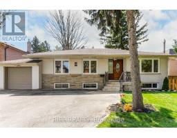9 NORTHWOOD DRIVE, Toronto, Ontario
