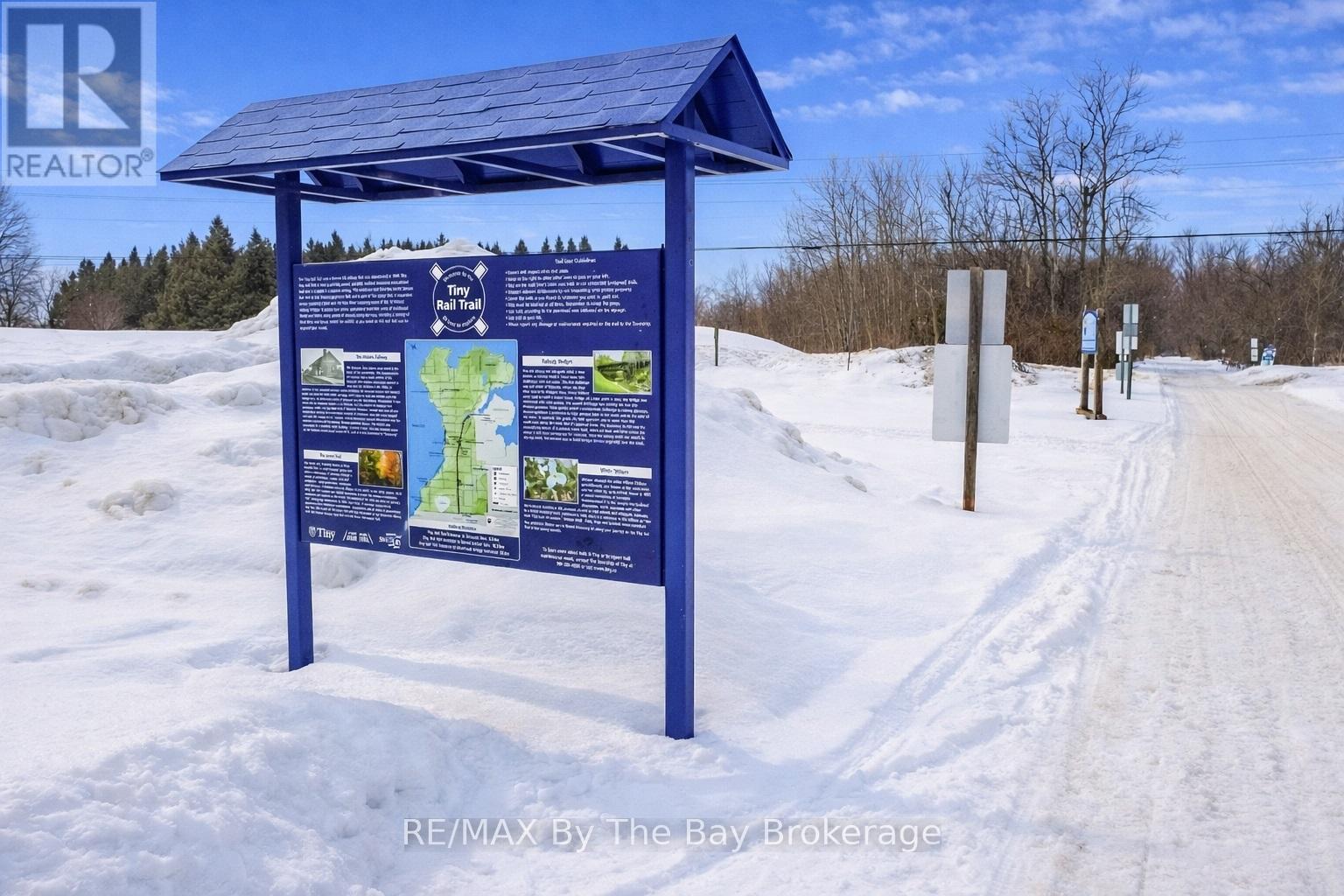 111 Balm Beach Road E, Tiny, Ontario  L0L 2J0 - Photo 45 - S12814178