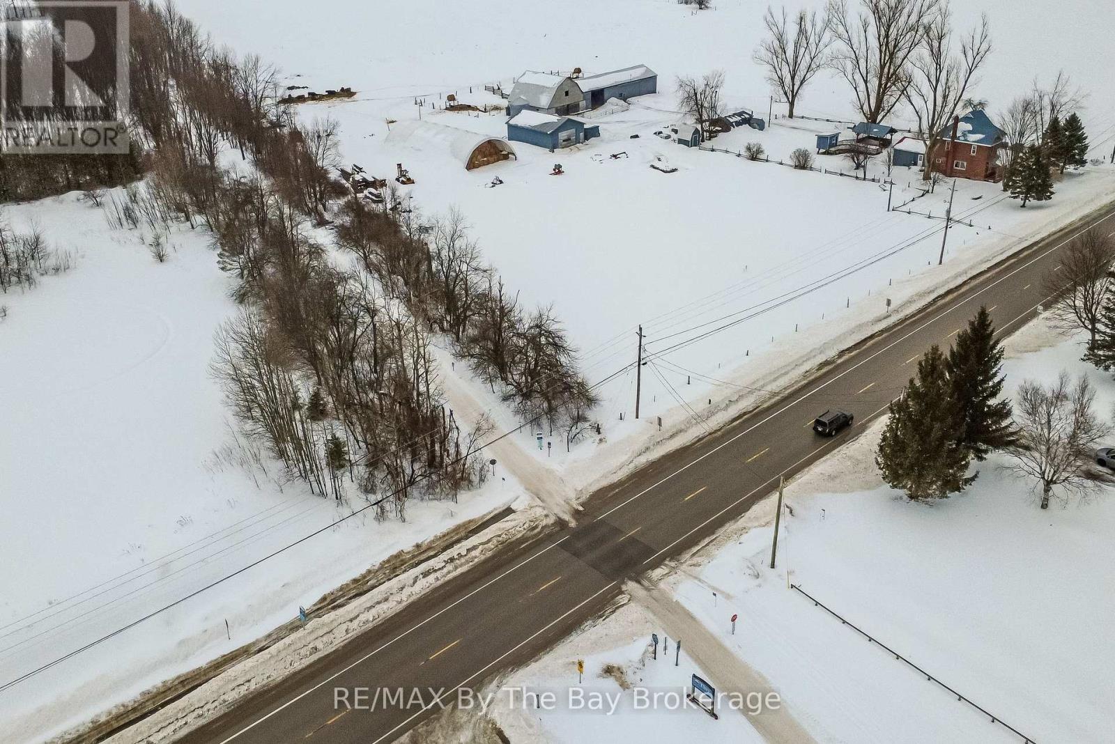 111 Balm Beach Road E, Tiny, Ontario  L0L 2J0 - Photo 46 - S12814178