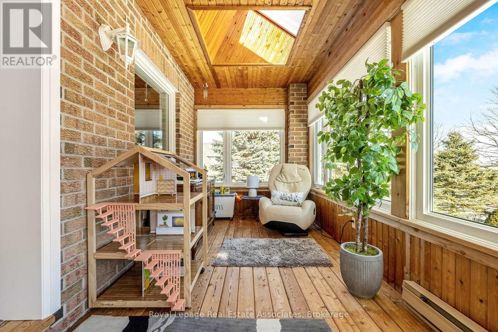 10 Kildare Drive, Erin, Ontario  N0B 1T0 - Photo 17 - X12842706