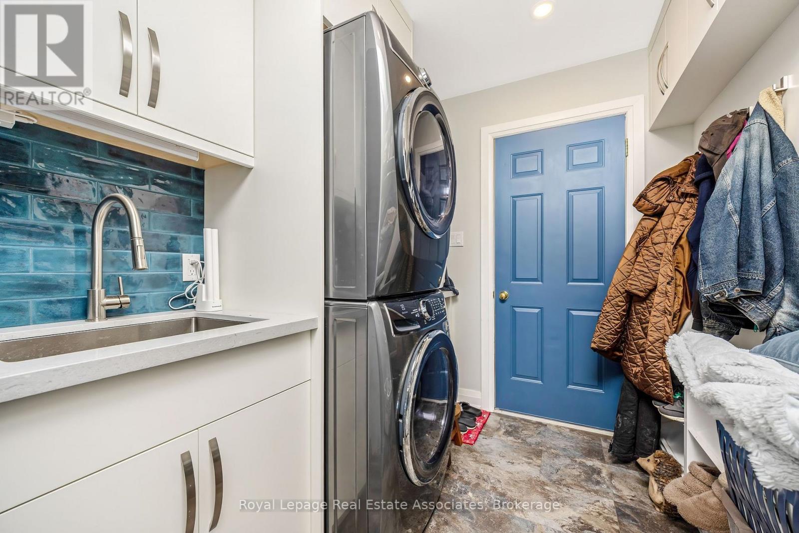 10 Kildare Drive, Erin, Ontario  N0B 1T0 - Photo 19 - X12842706