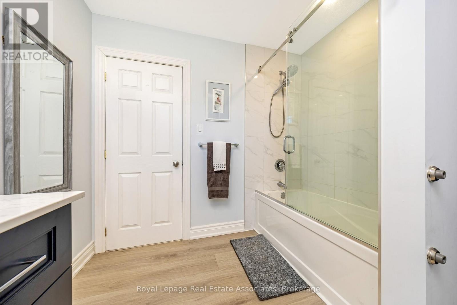 10 Kildare Drive, Erin, Ontario  N0B 1T0 - Photo 32 - X12842706