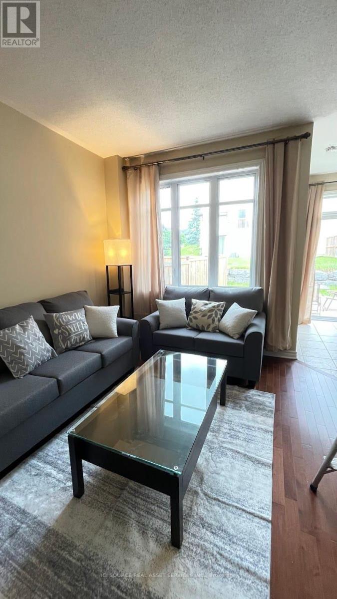 27 Torbec Avenue, Ottawa, Ontario  K2T 0B6 - Photo 6 - X12842722