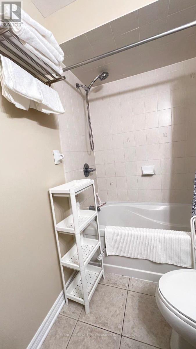 27 Torbec Avenue, Ottawa, Ontario  K2T 0B6 - Photo 9 - X12842722