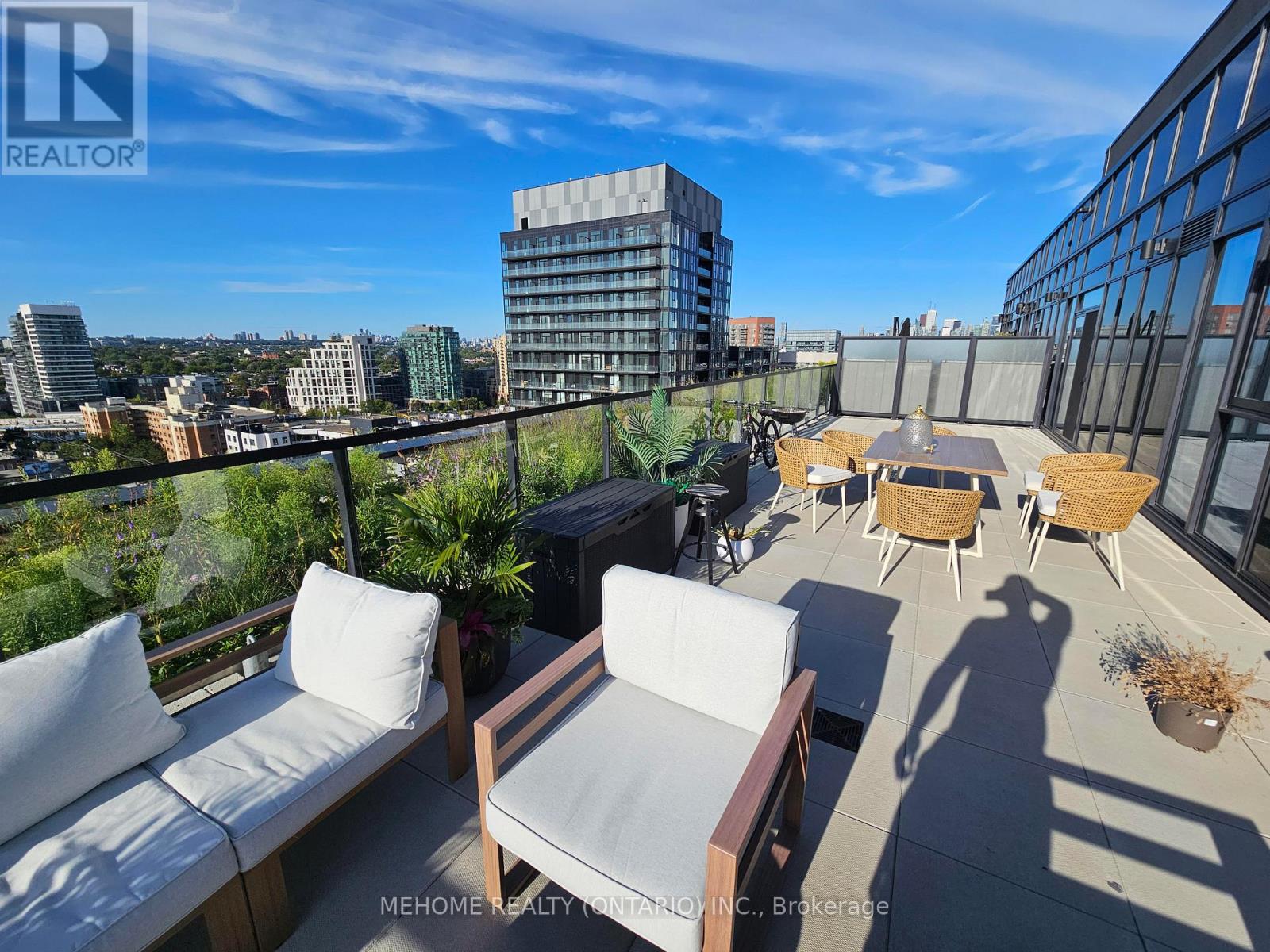 Ph12 - 270 Dufferin Street, Toronto, Ontario  M6K 0H8 - Photo 6 - W12842748