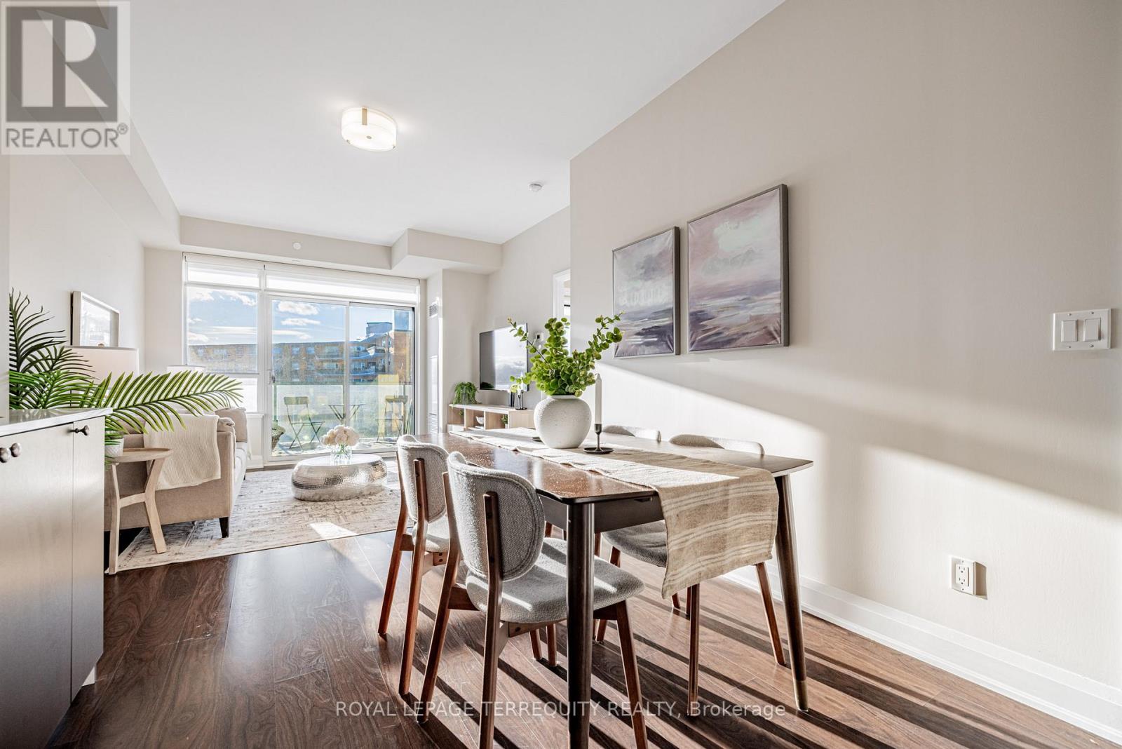 401 - 35 Fontenay Court, Toronto, Ontario  M9A 0E2 - Photo 2 - W12801472