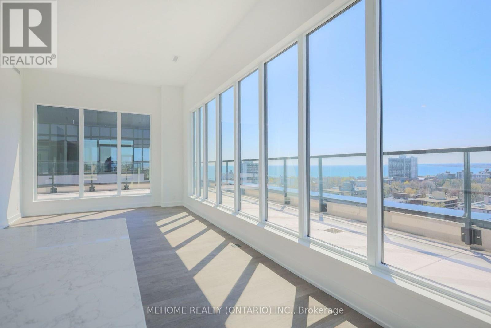 Ph12 - 270 Dufferin Street, Toronto, Ontario  M6K 0H8 - Photo 16 - W12842748