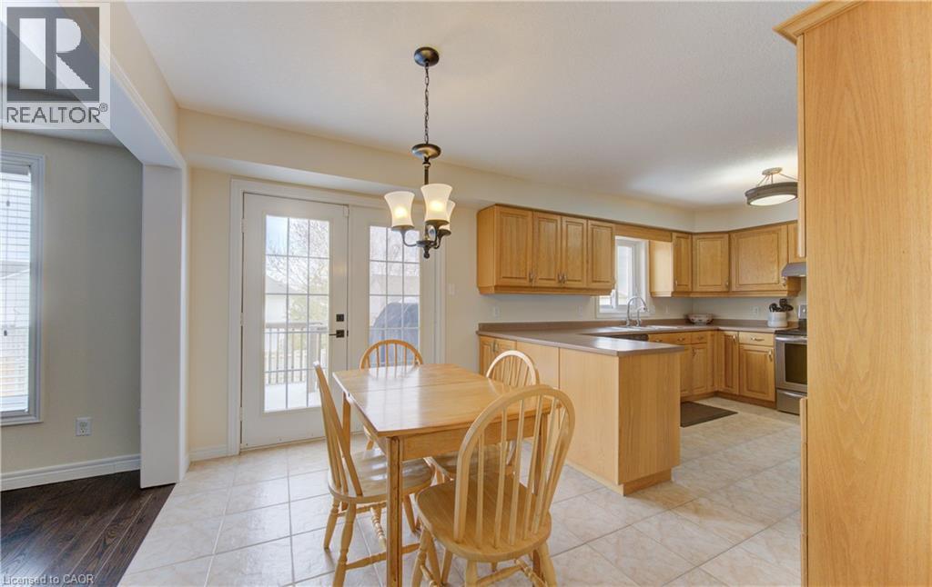 168 Bridgewater Crescent, Waterloo, Ontario N2M 2T3 - Photo 12 - 40808486