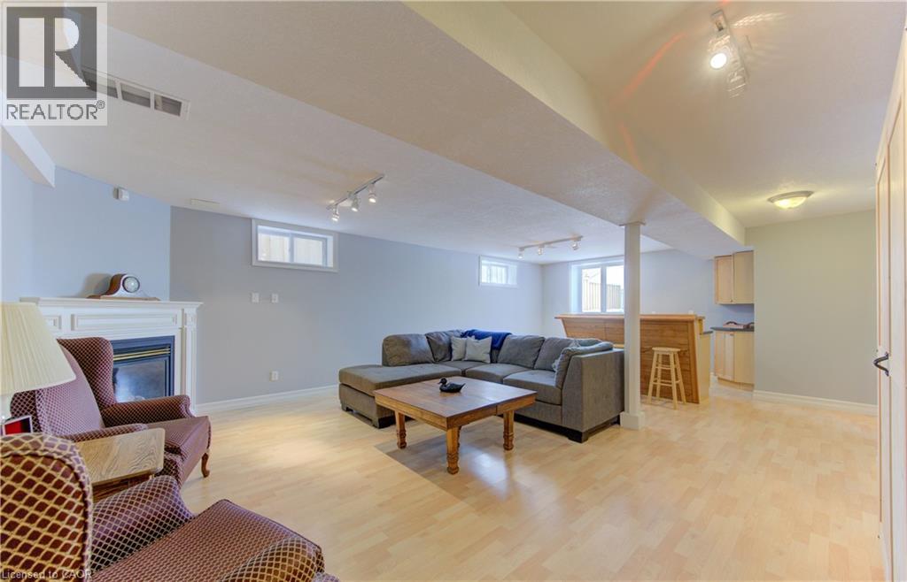 168 Bridgewater Crescent, Waterloo, Ontario N2M 2T3 - Photo 32 - 40808486