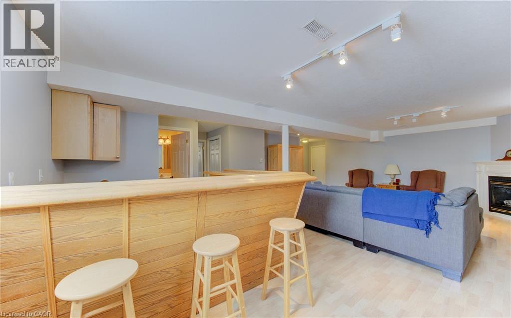 168 Bridgewater Crescent, Waterloo, Ontario N2M 2T3 - Photo 36 - 40808486