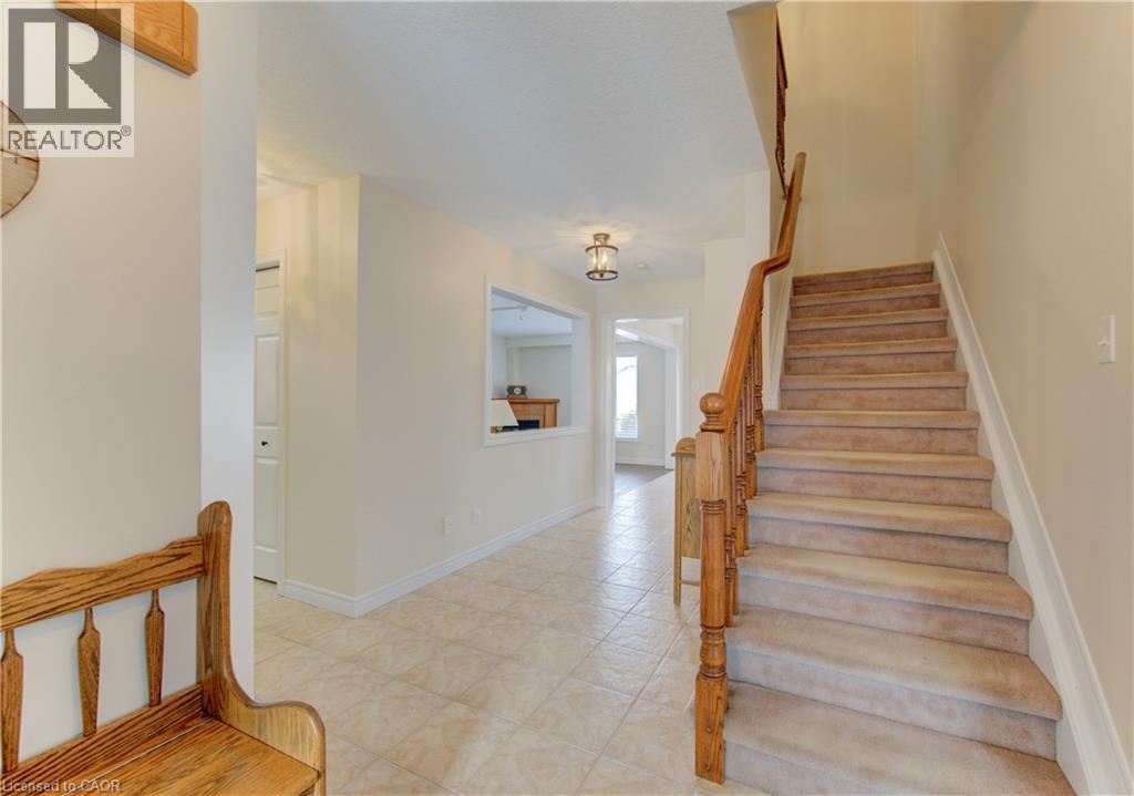 168 Bridgewater Crescent, Waterloo, Ontario N2M 2T3 - Photo 6 - 40808486