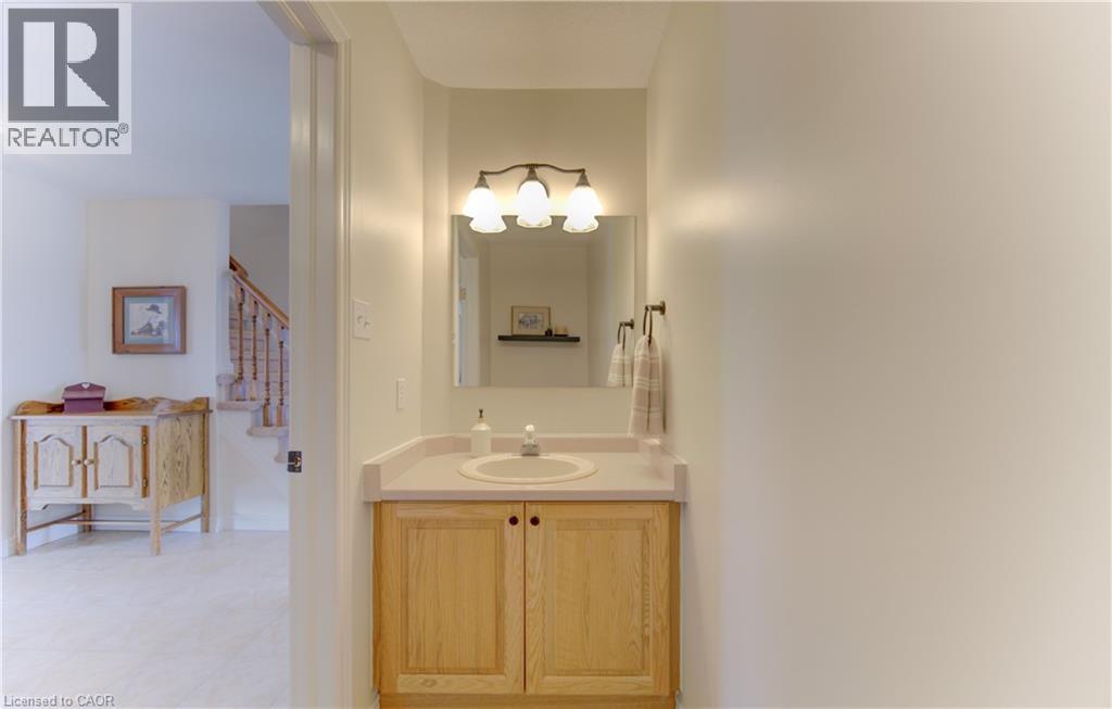 168 Bridgewater Crescent, Waterloo, Ontario N2M 2T3 - Photo 7 - 40808486