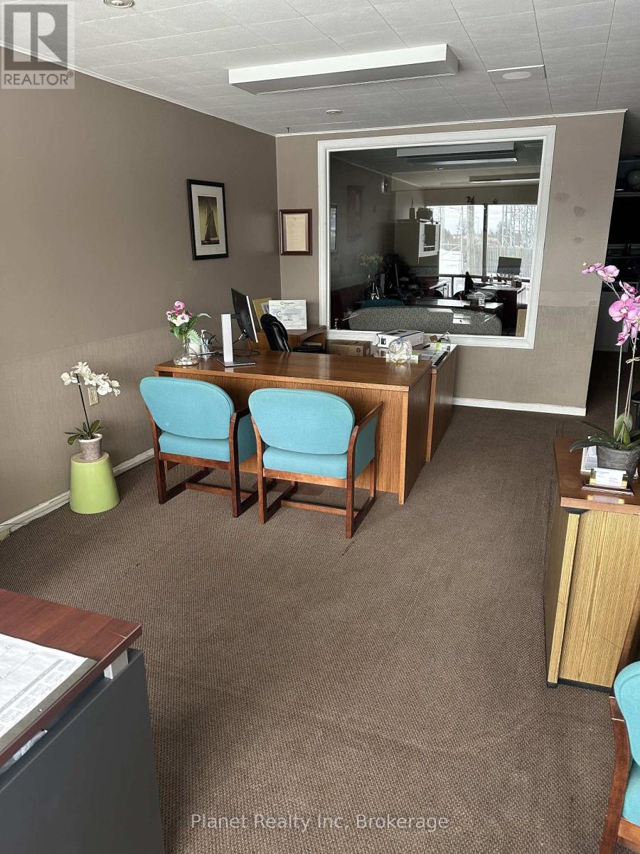 220 Edinburgh Road S, Guelph, Ontario  N1G 2J4 - Photo 5 - X12842884