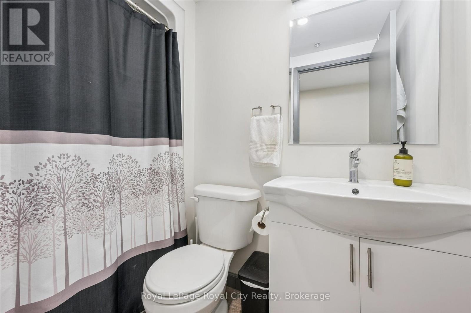 186 - 258a Sunview Street, Waterloo, Ontario  N2L 0H6 - Photo 15 - X12842890