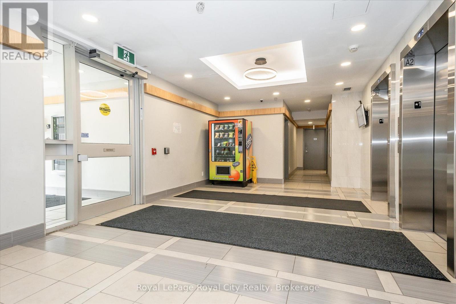 186 - 258a Sunview Street, Waterloo, Ontario  N2L 0H6 - Photo 24 - X12842890