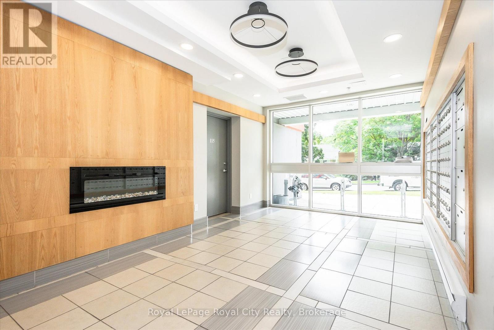 186 - 258a Sunview Street, Waterloo, Ontario  N2L 0H6 - Photo 25 - X12842890