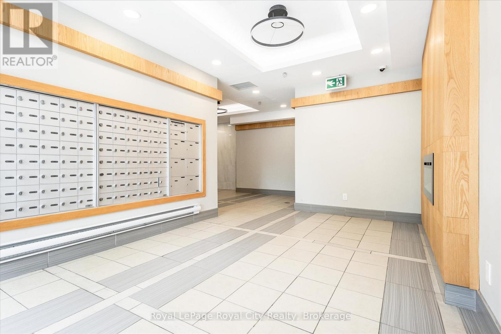 186 - 258a Sunview Street, Waterloo, Ontario  N2L 0H6 - Photo 26 - X12842890