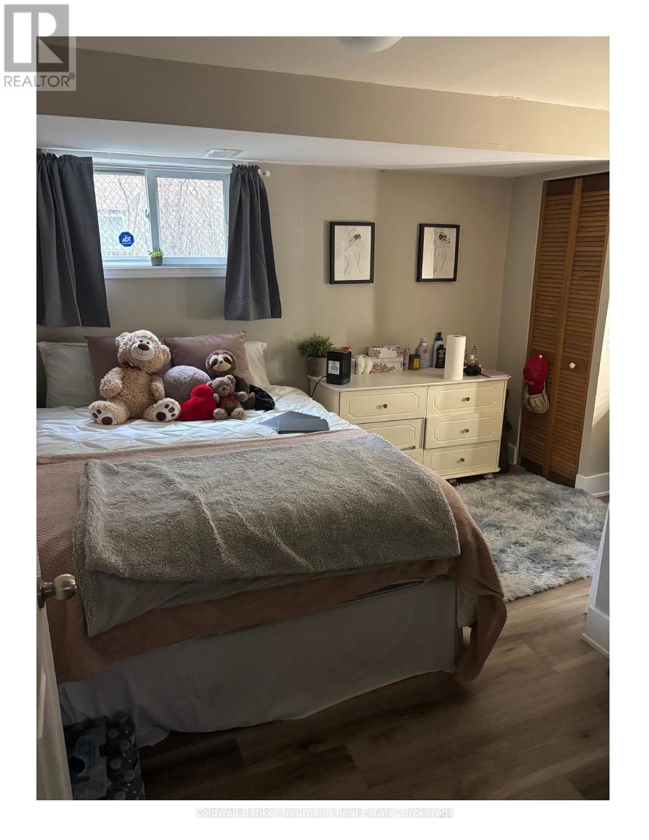 129 Rickson Avenue, Guelph, Ontario  N1G 4V6 - Photo 9 - X12842900