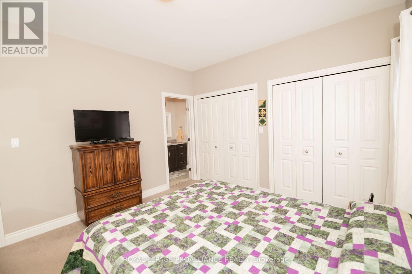 22 Walnut Crescent, Belleville, Ontario  K8N 0E4 - Photo 11 - X12842838