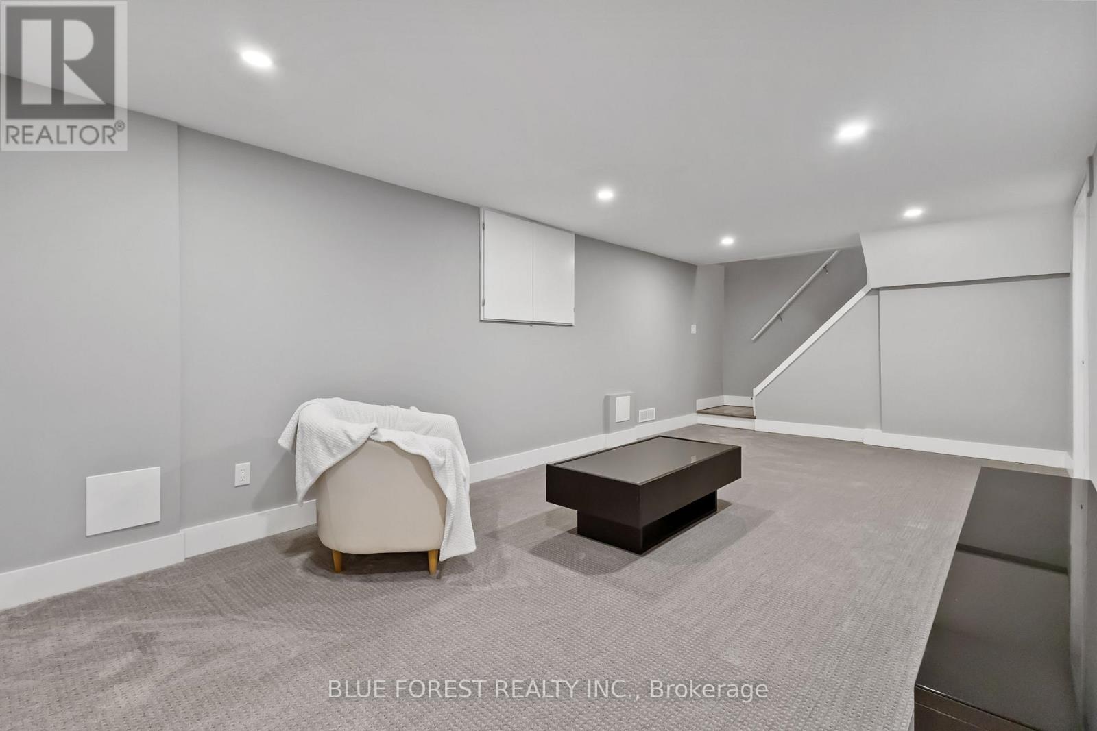 43 Southwood Crescent, London South, Ontario  N6J 1S8 - Photo 18 - X12842800