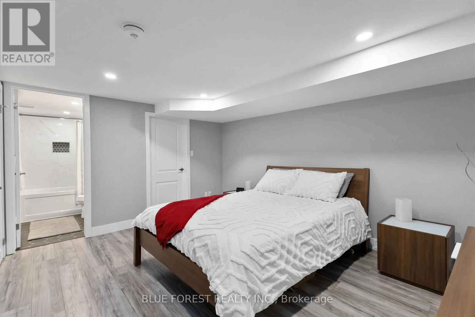 43 Southwood Crescent, London South, Ontario  N6J 1S8 - Photo 20 - X12842800