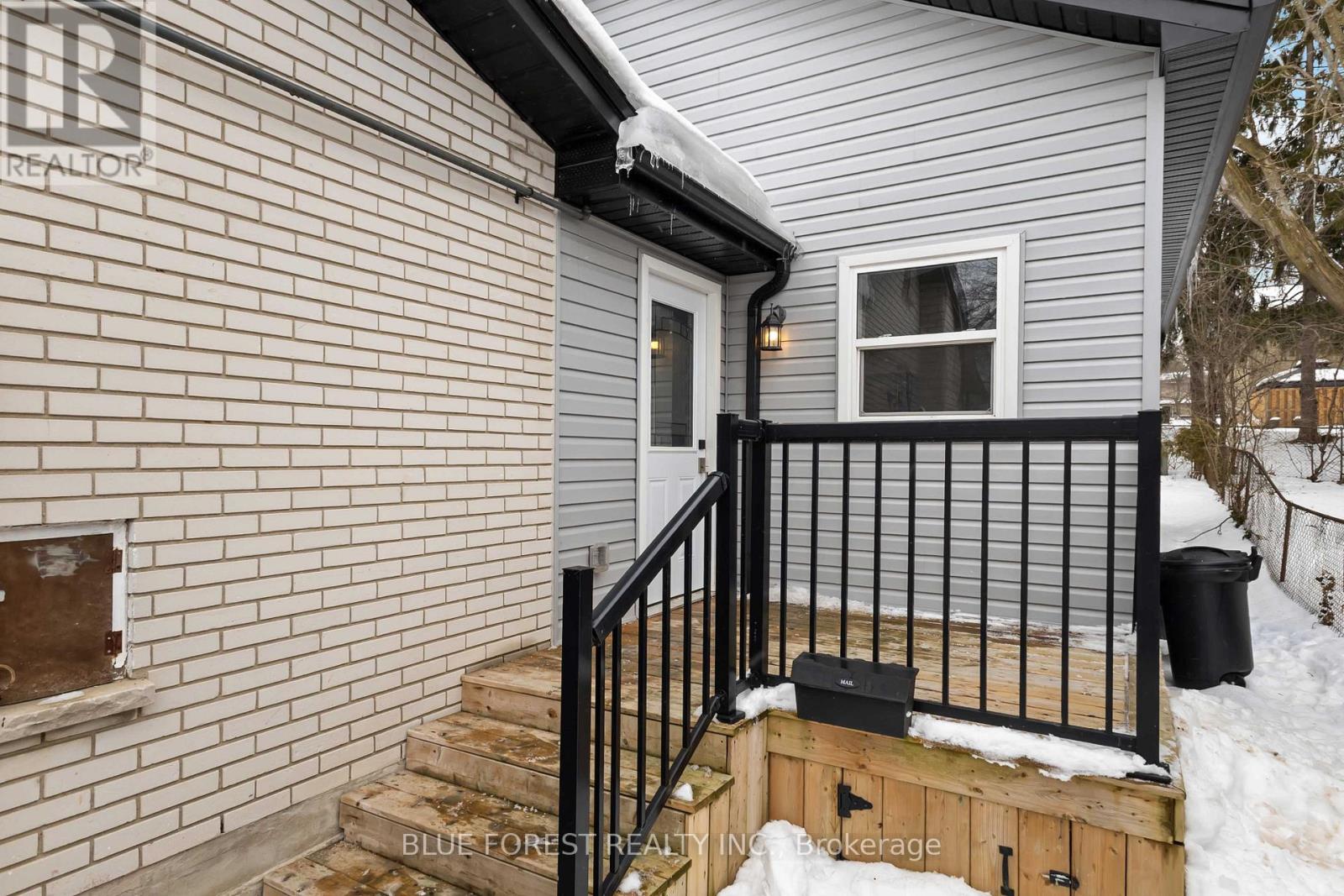 43 Southwood Crescent, London South, Ontario  N6J 1S8 - Photo 29 - X12842800